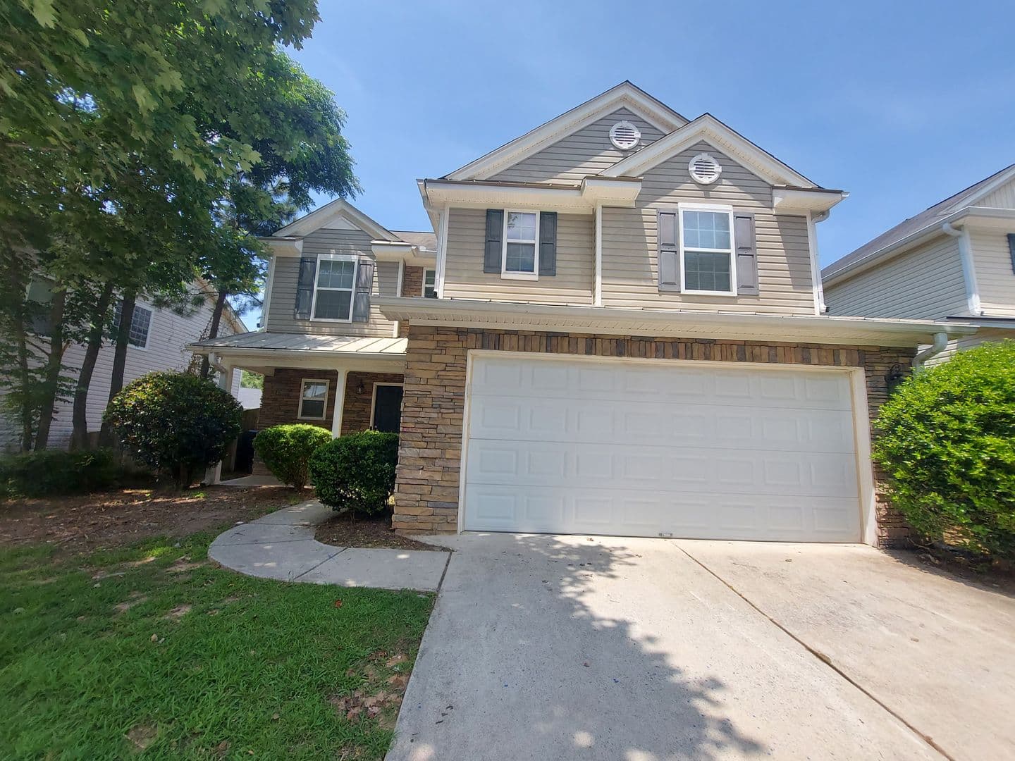 Lithia Springs House: 1190 Andrews Drive