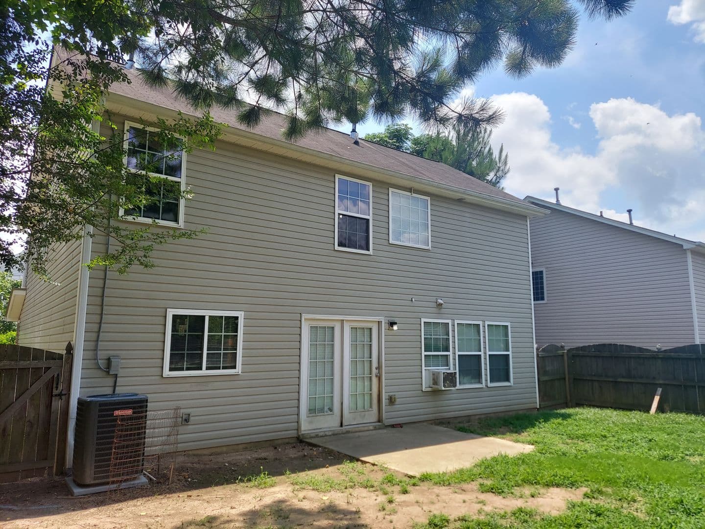 Lithia Springs House: 1190 Andrews Drive