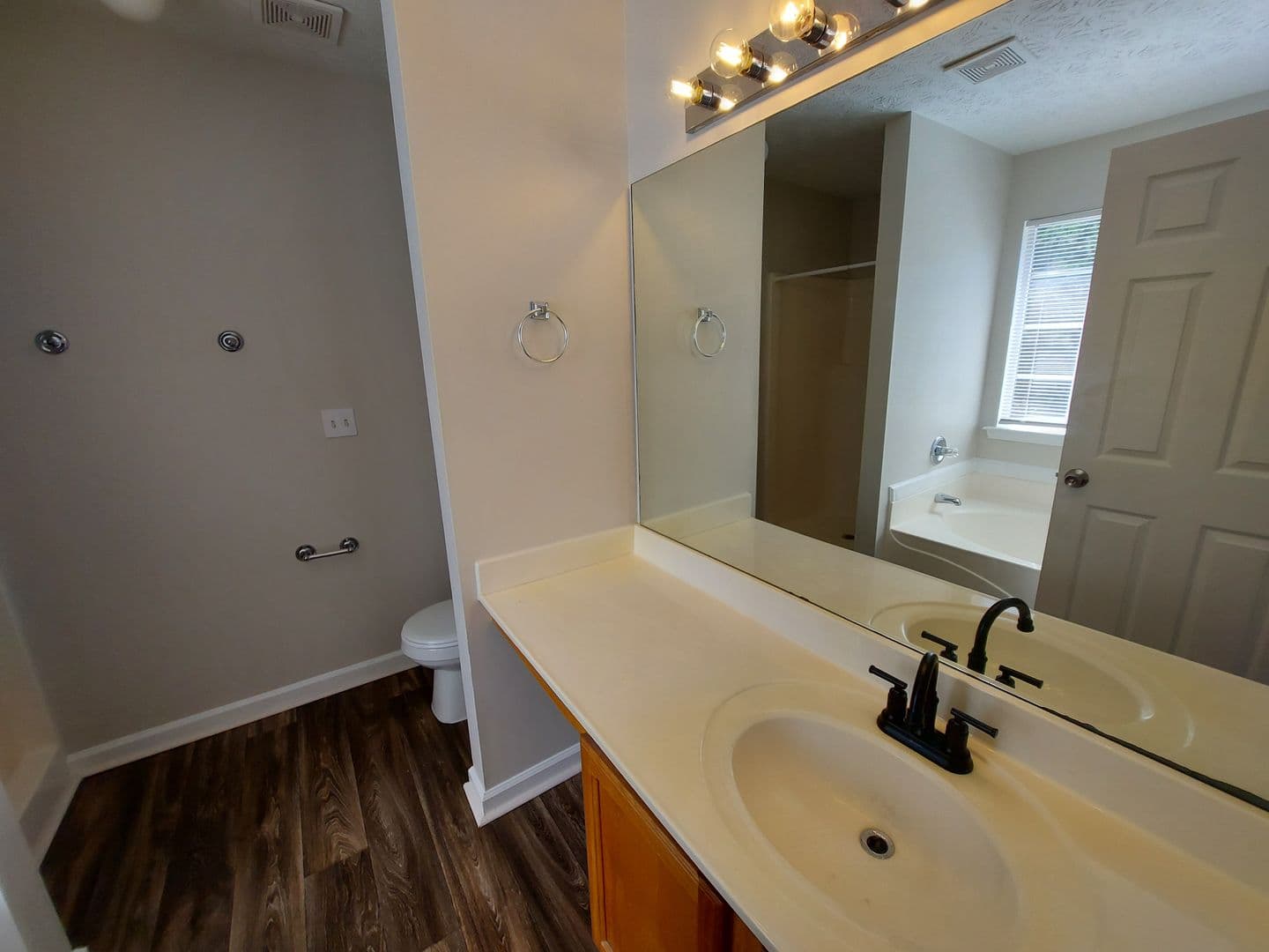 Lithonia House: 7039 Setters Way