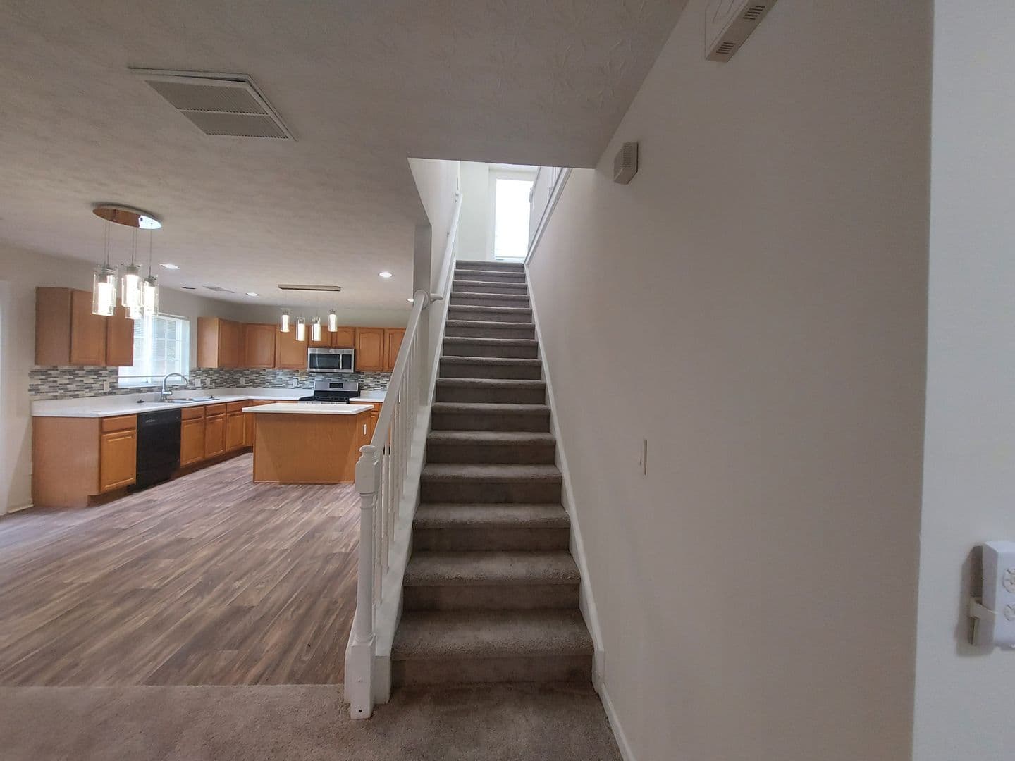 Lithia Springs House: 1190 Andrews Drive