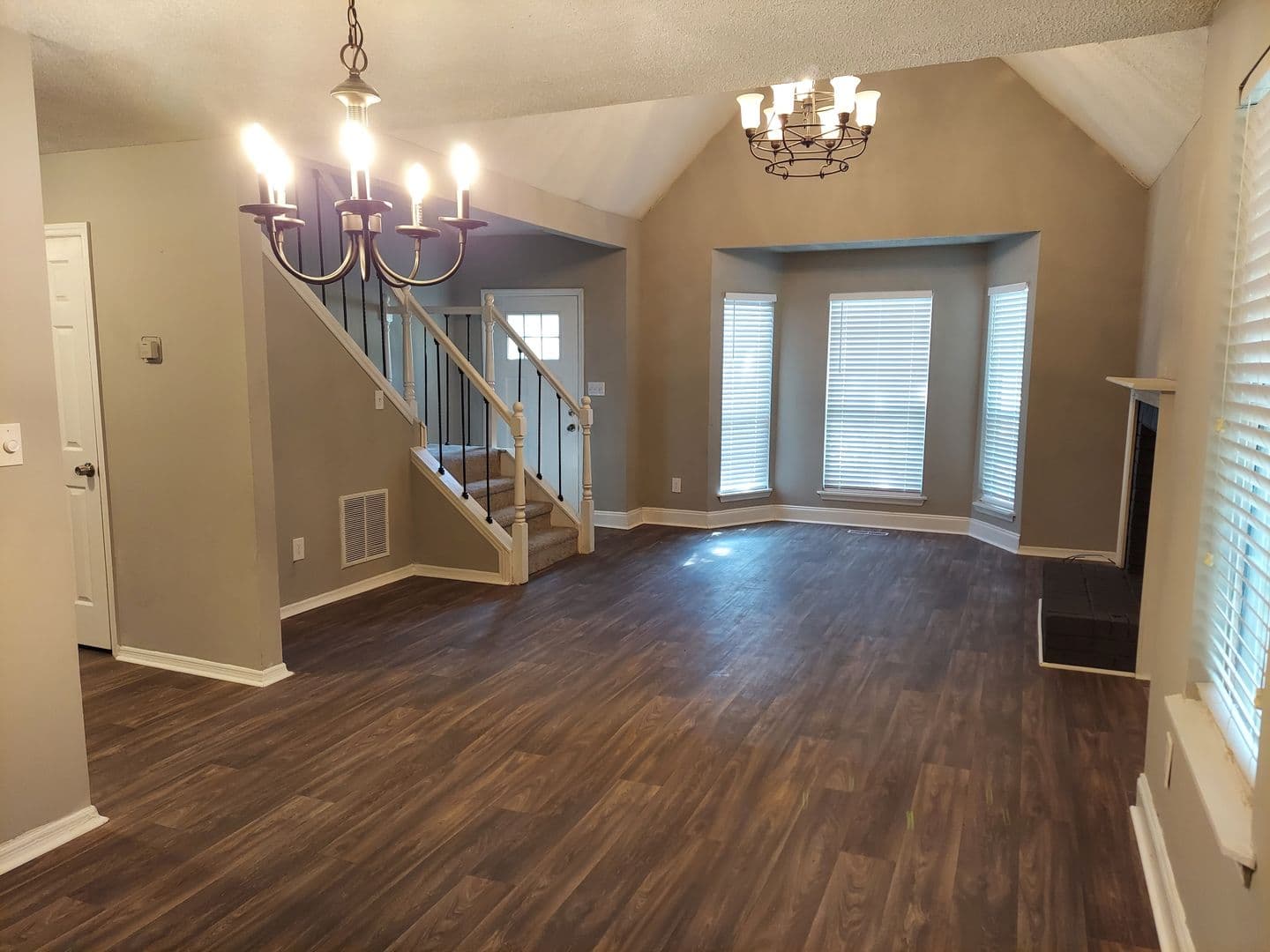 Powder Springs House: 3981 Sharon Springs