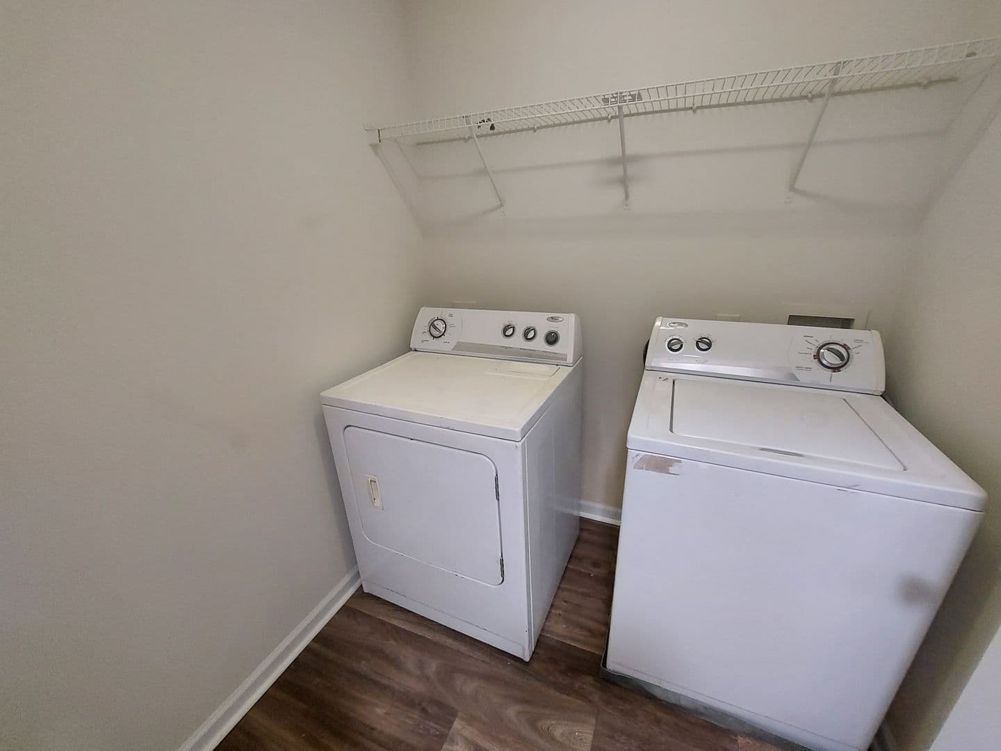 Lithia Springs House: 1190 Andrews Drive