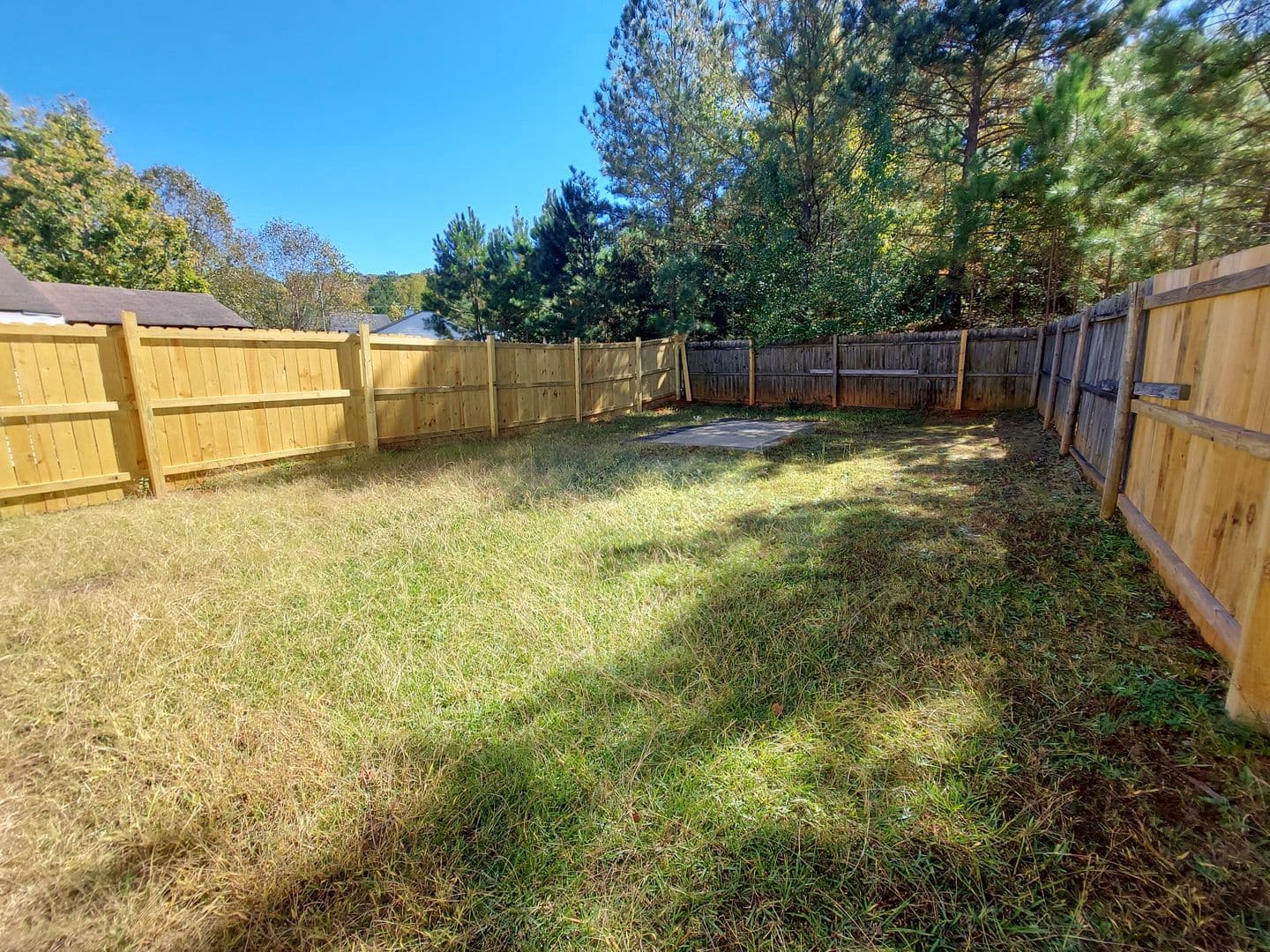 Lithonia House: 7039 Setters Way