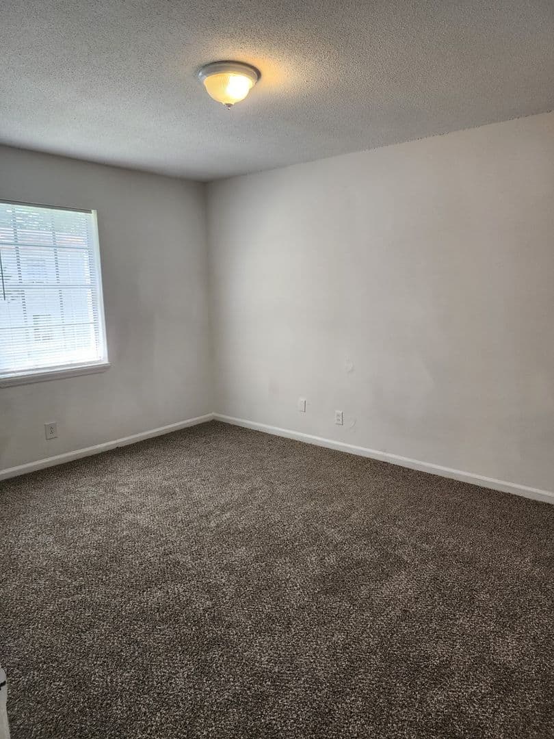 Forest Park Apartment: 460 Main St.