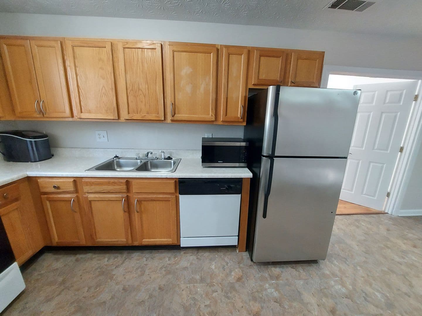 Lithonia House: 7039 Setters Way