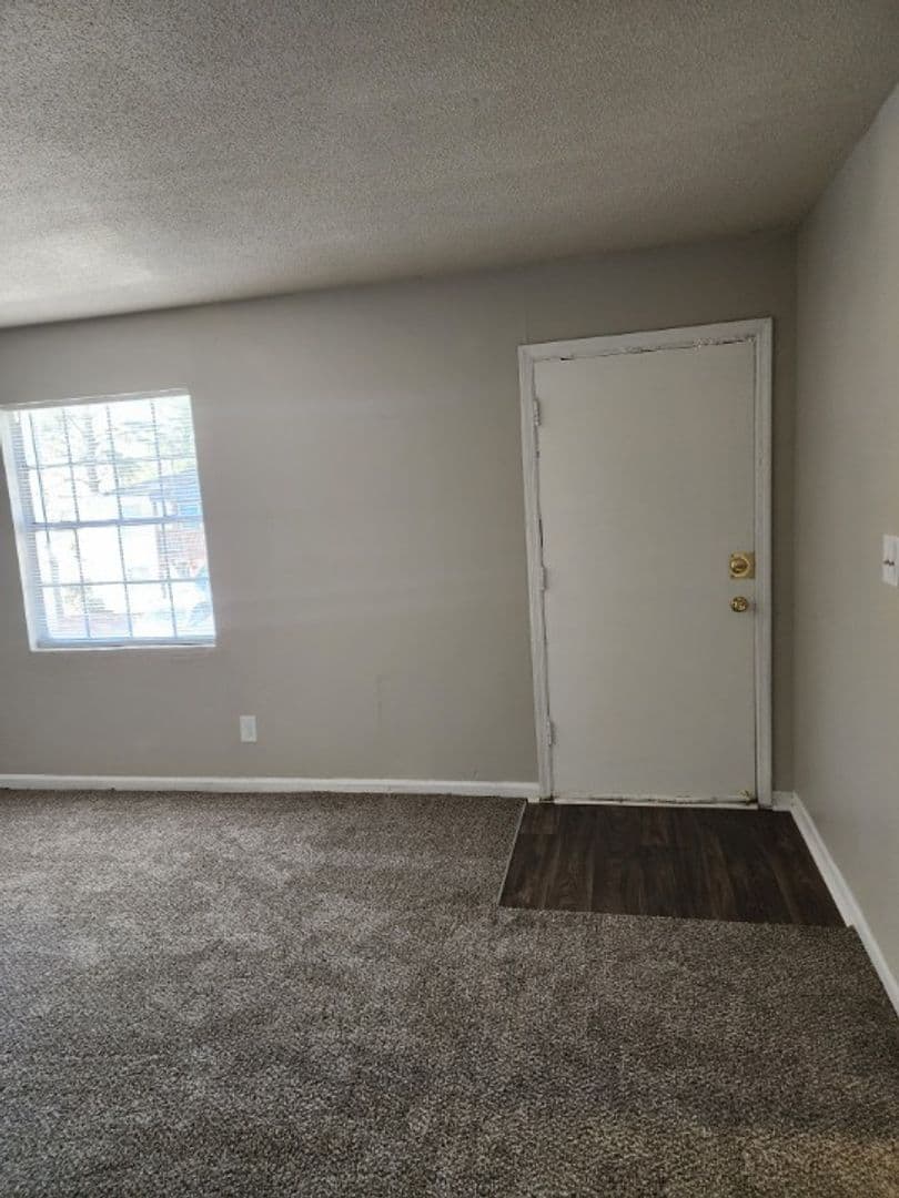 Forest Park Apartment: 460 Main St.