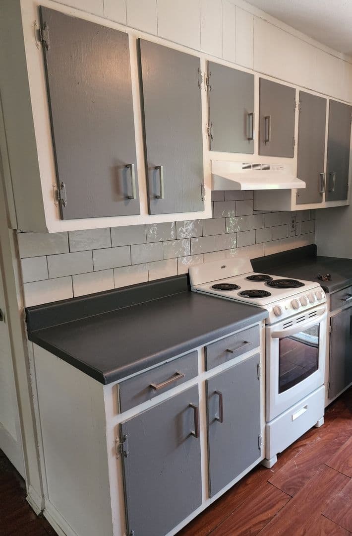 Hapeville Apartment: 585 Marina St.