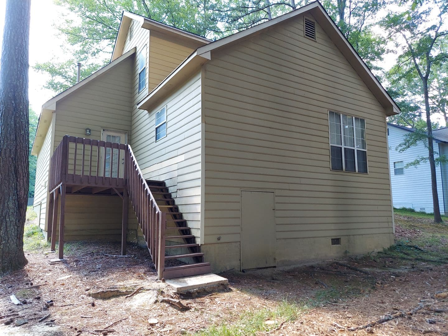 Powder Springs House: 3981 Sharon Springs