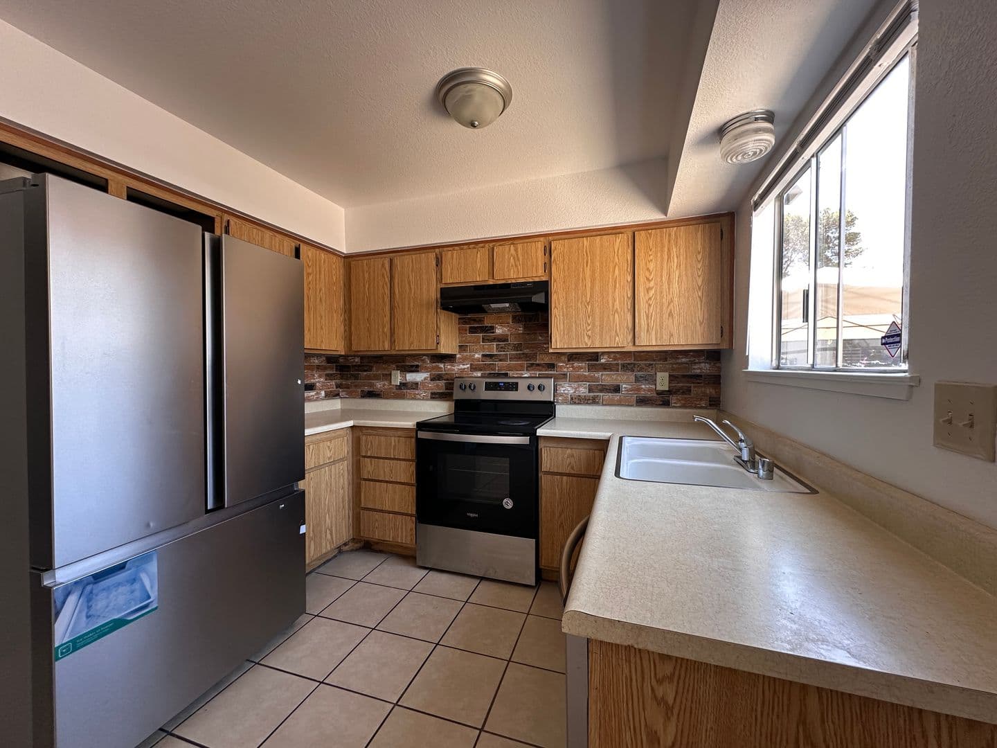 N Las Vegas Townhome: 3500 Mercury #B