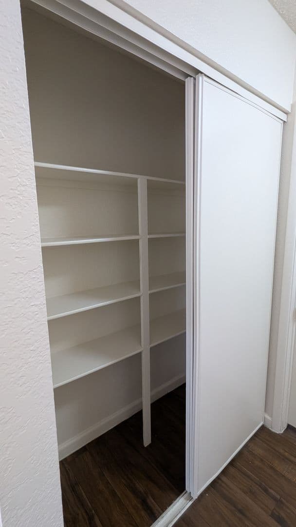 Las Vegas Apartment: 4930 E Owens Ave