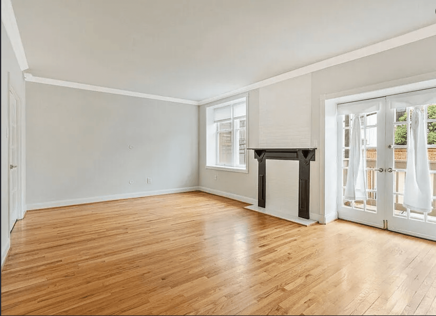 Washington House: 1737 P St NW