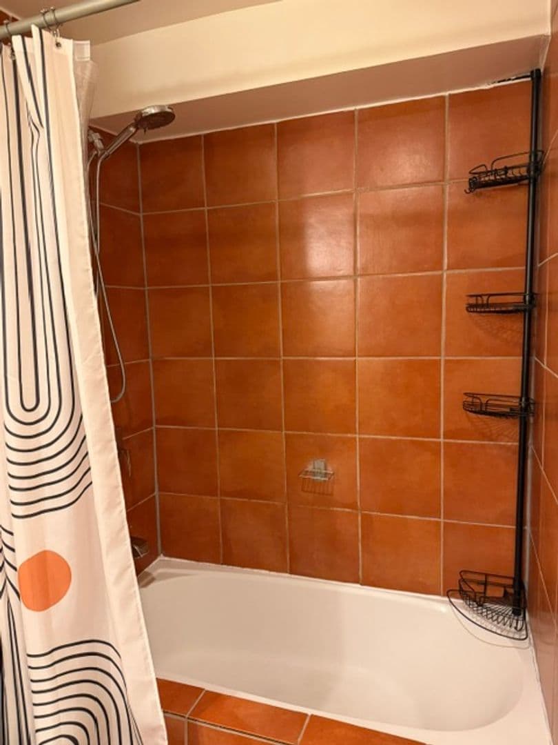 Washington Apartment: 1513 T St NW