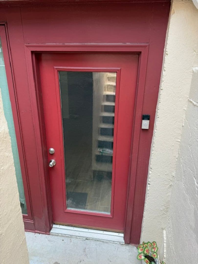 Washington Apartment: 1513 T St NW