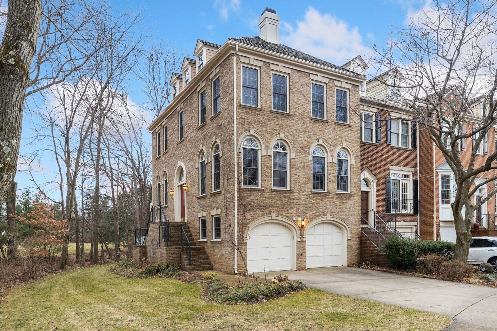 Vienna House: 2171 Wolftrap Ct