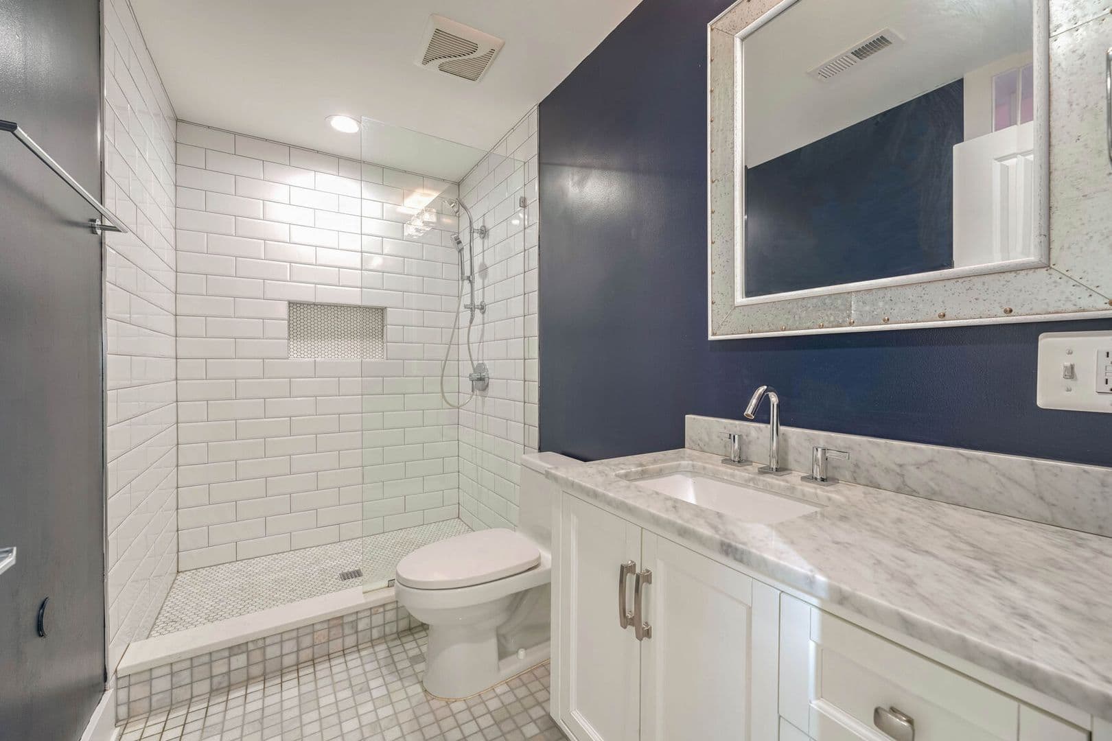 Washington Condo: 3453 Holmead Pl NW Unit 1
