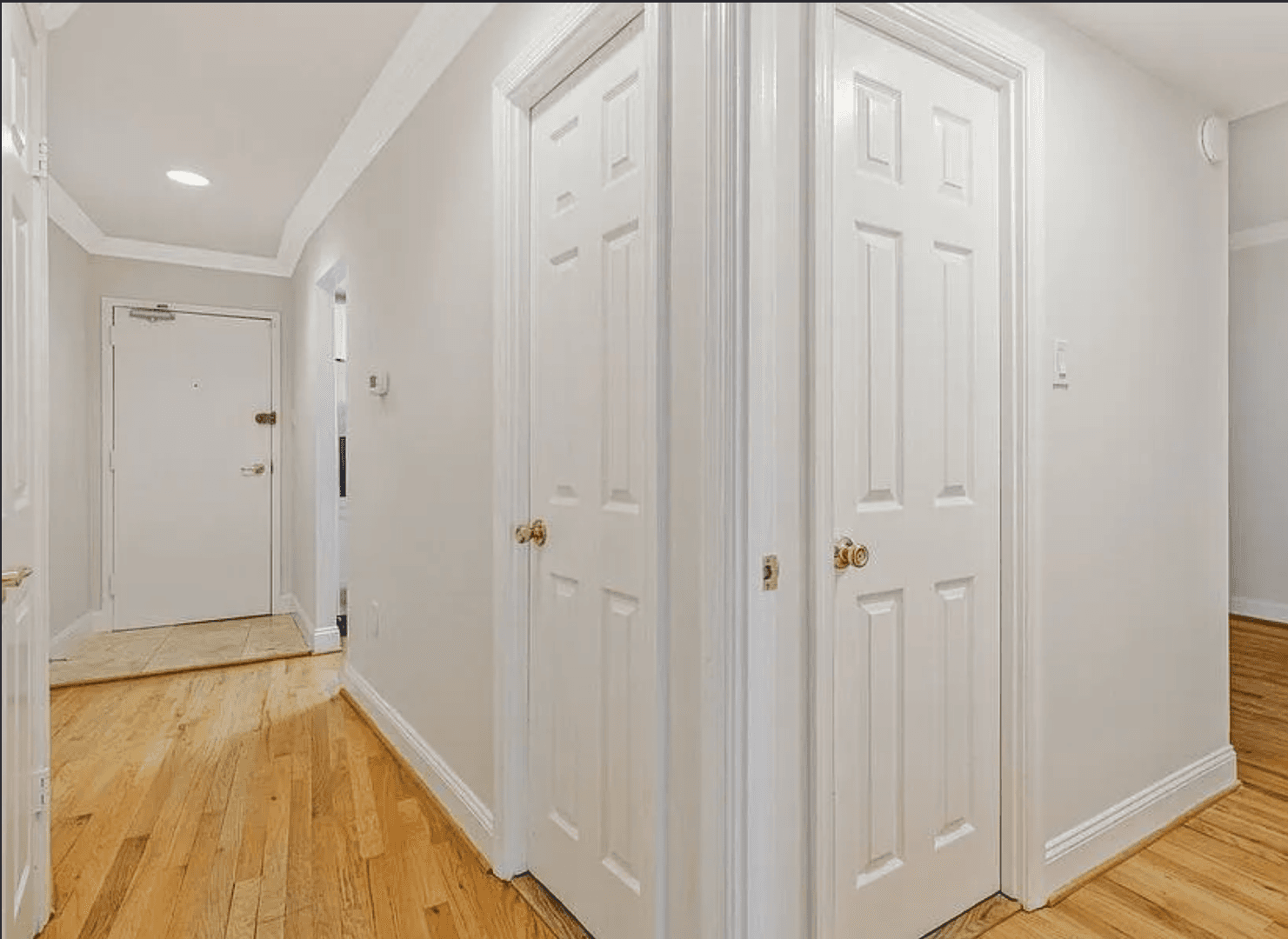 Washington House: 1737 P St NW