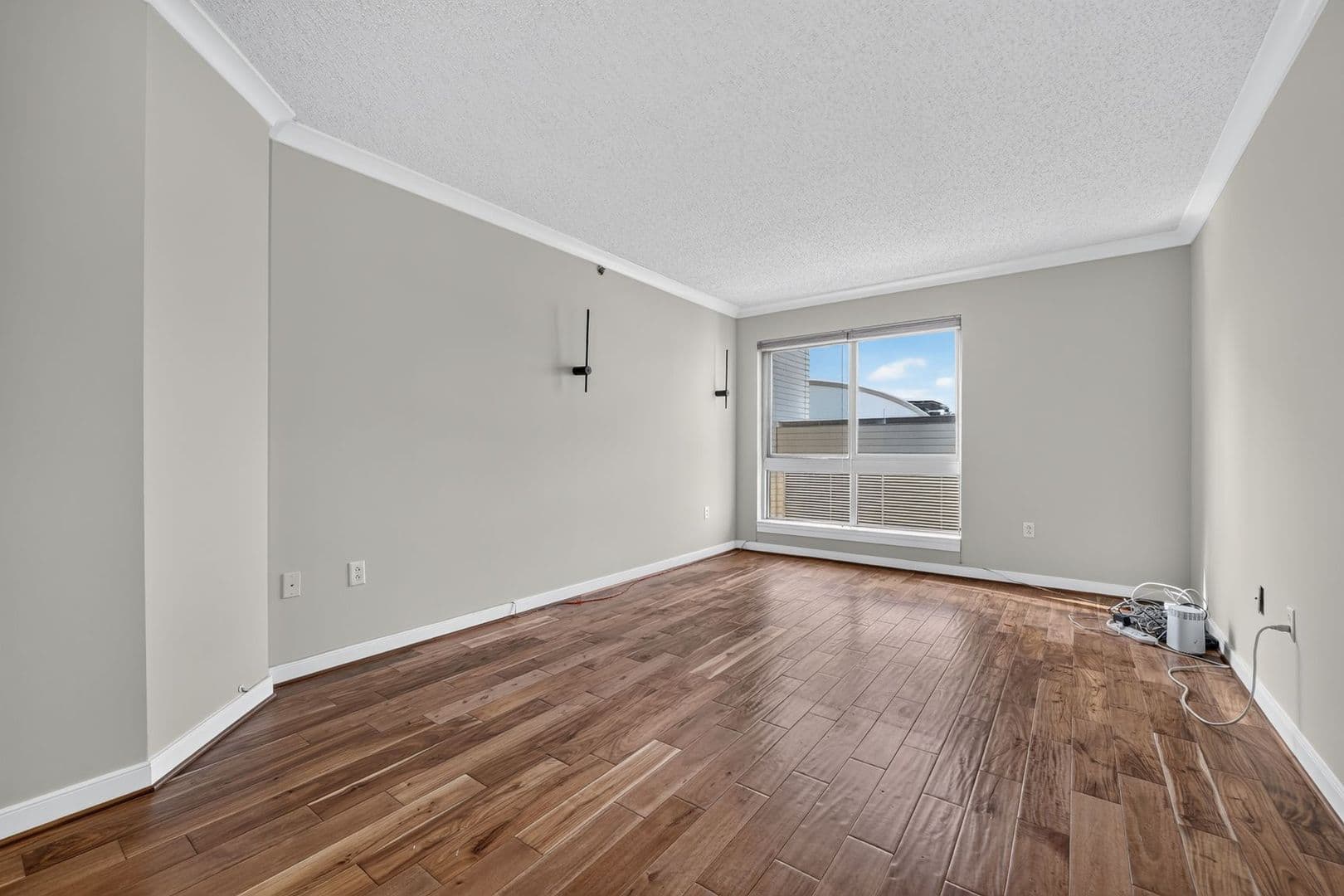 Washington Condo: 777 7th St NW