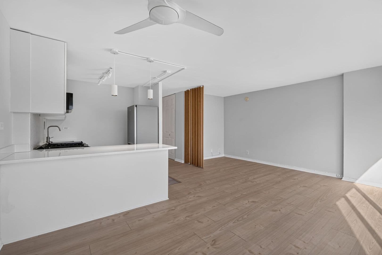Washington Condo: 2201 L St NW