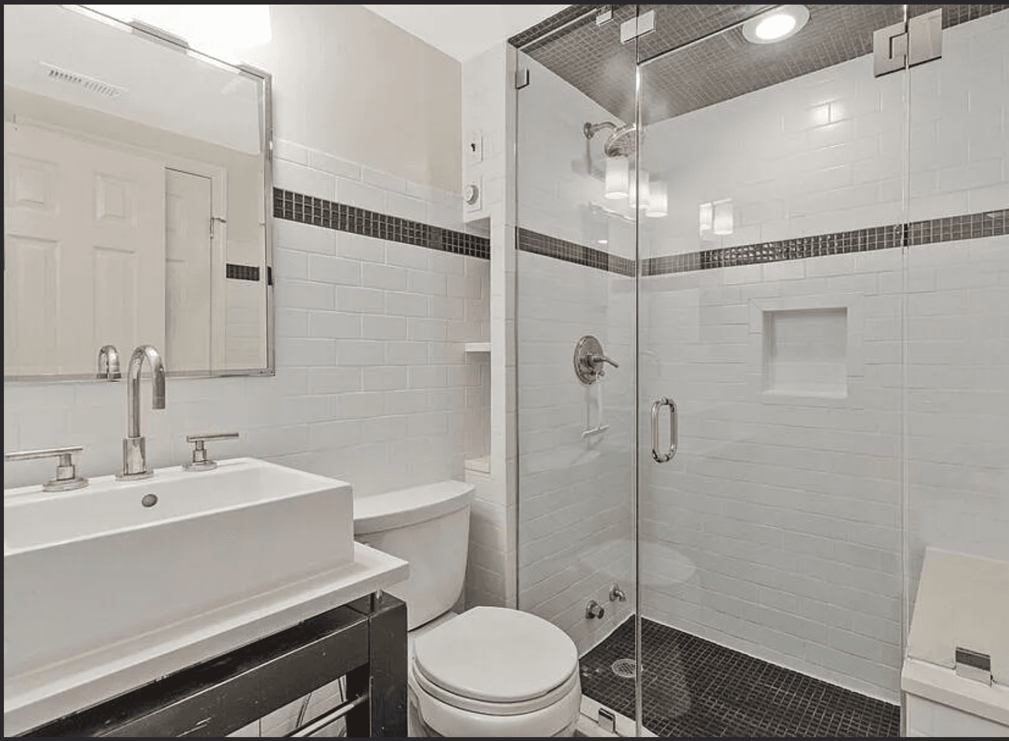 Washington House: 1737 P St NW