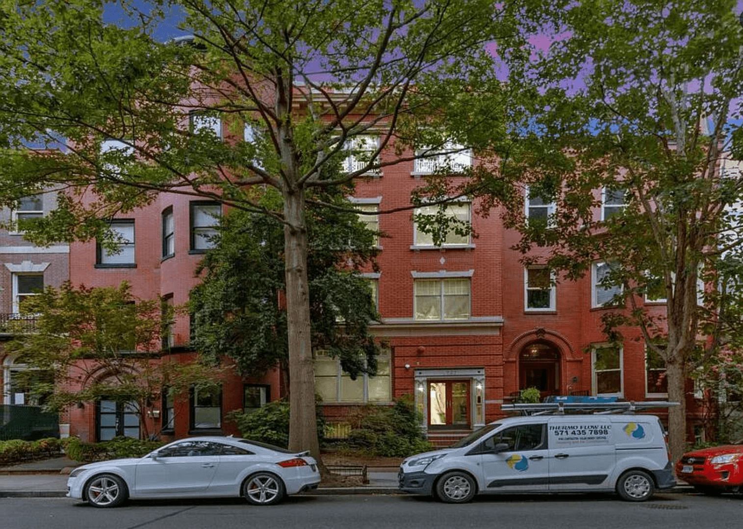 Washington House: 1737 P St NW