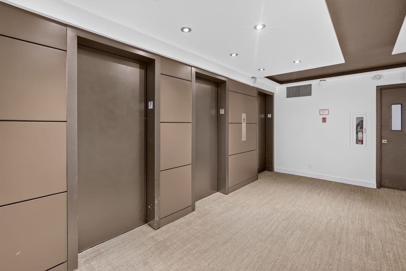 Washington Condo: 2201 L St NW