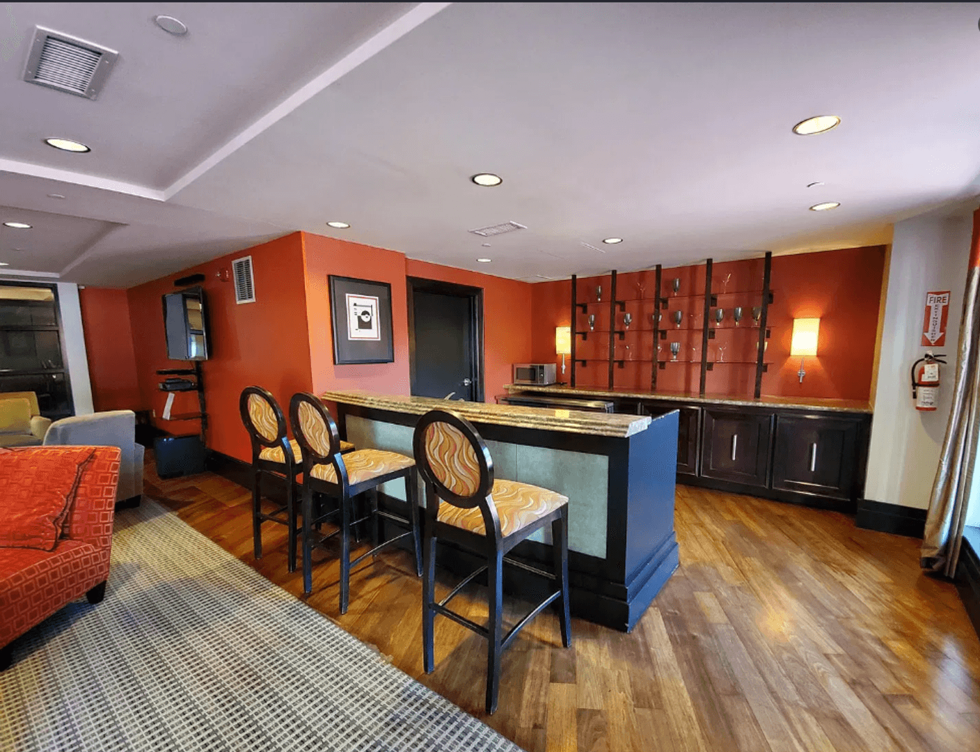 Washington Condo: 777 7th St NW