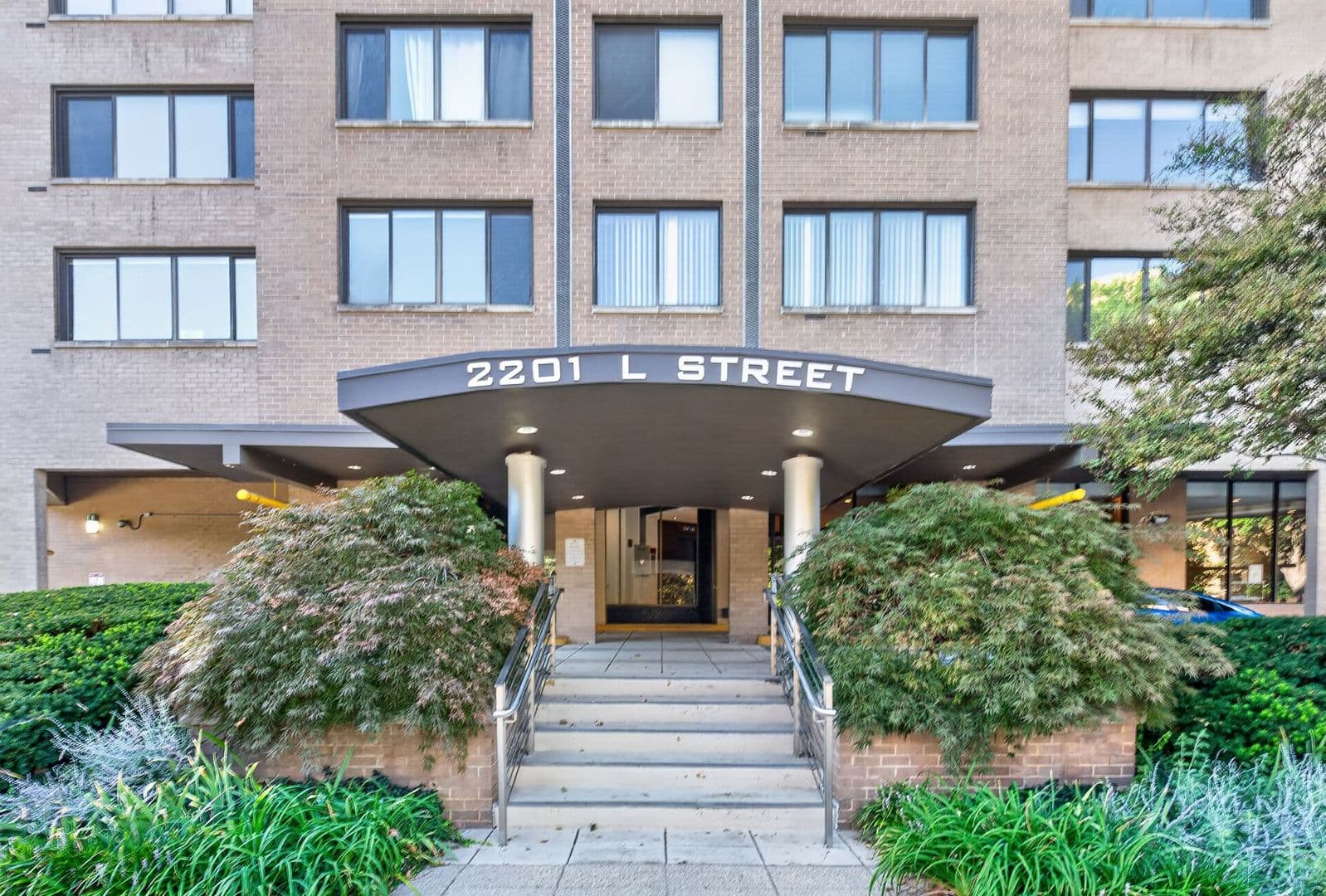 Washington Condo: 2201 L St NW