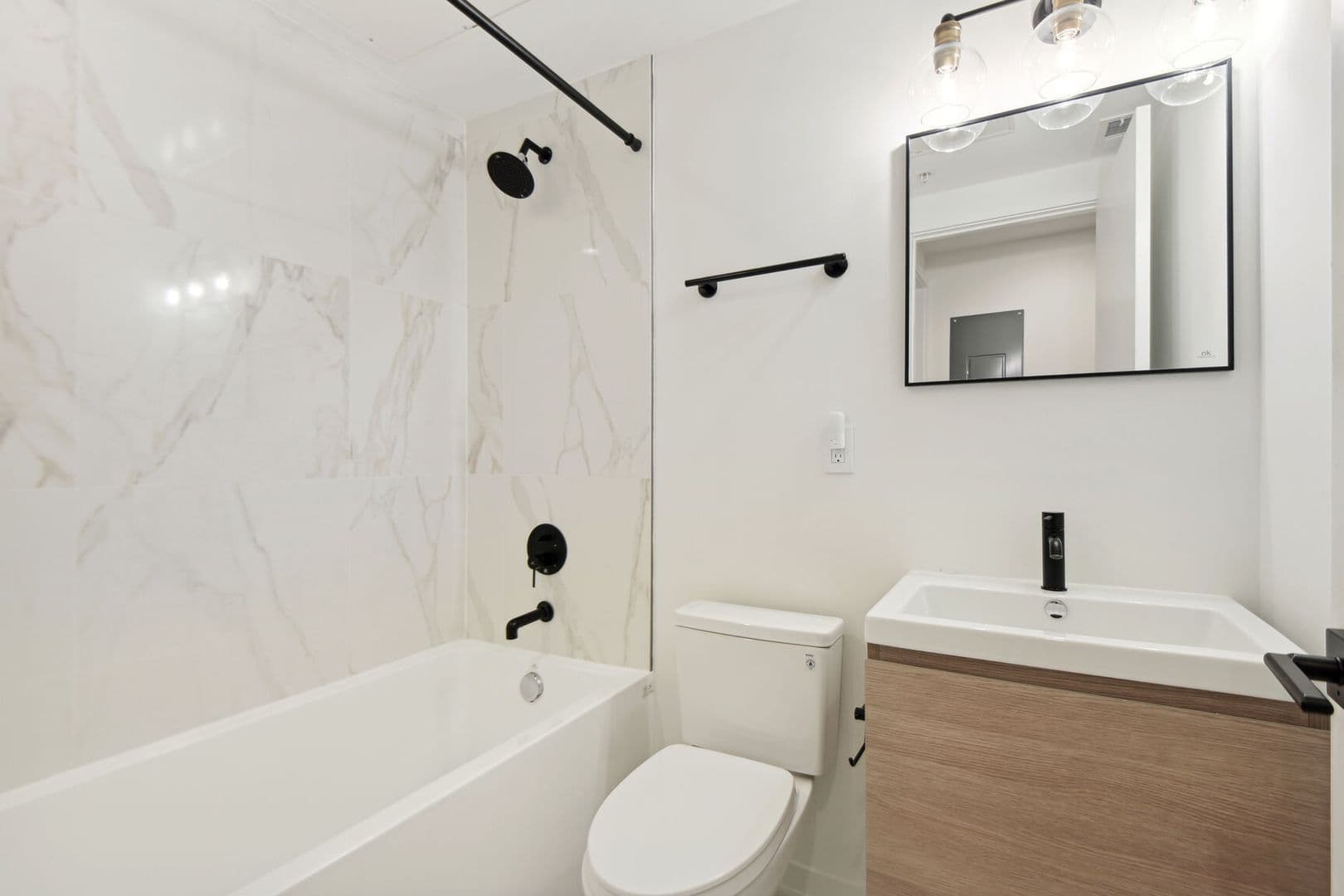 Washington Condo: 424 M St NW #2