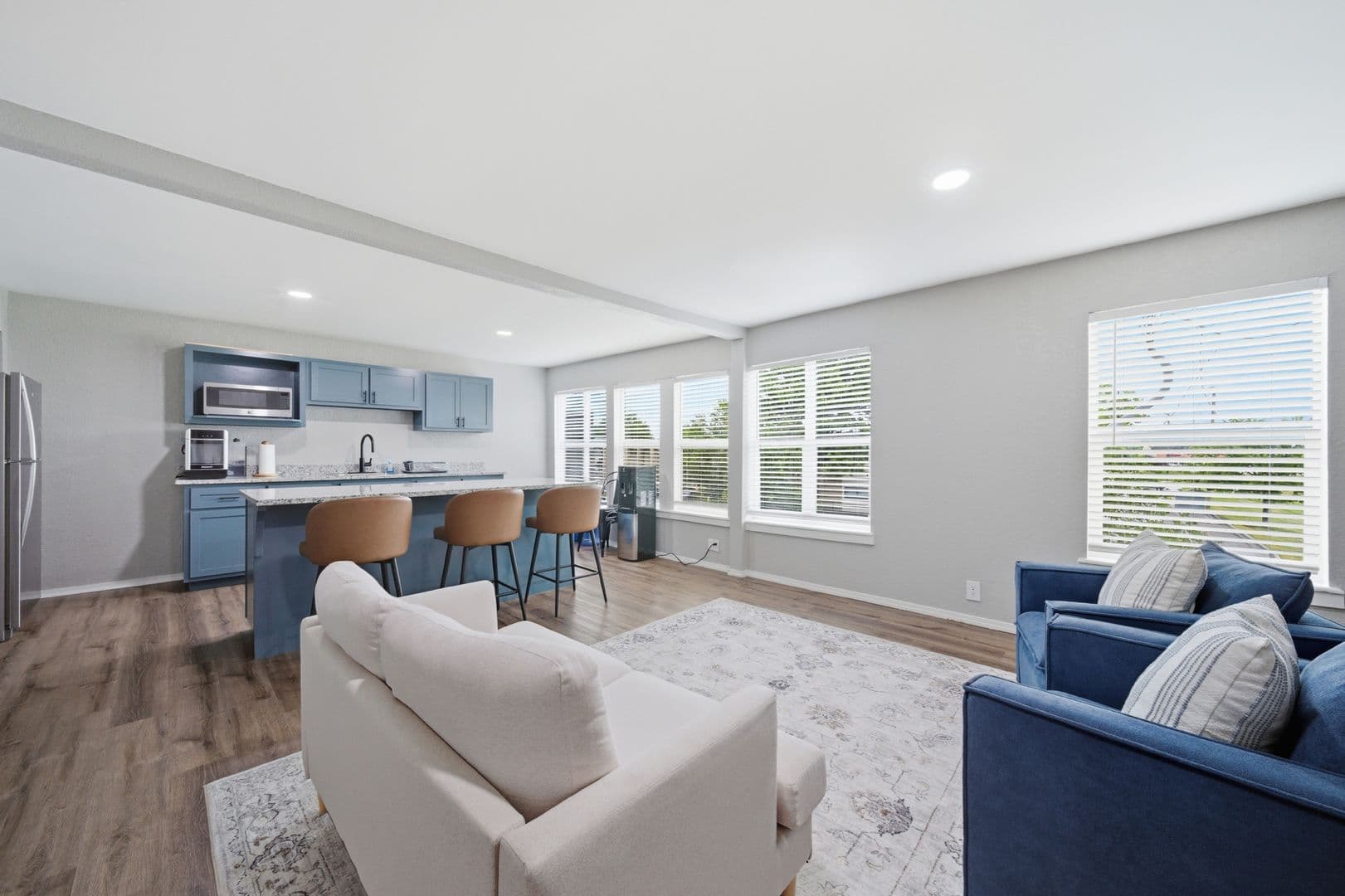 Tulsa Apartment: 10851 E 33rd St