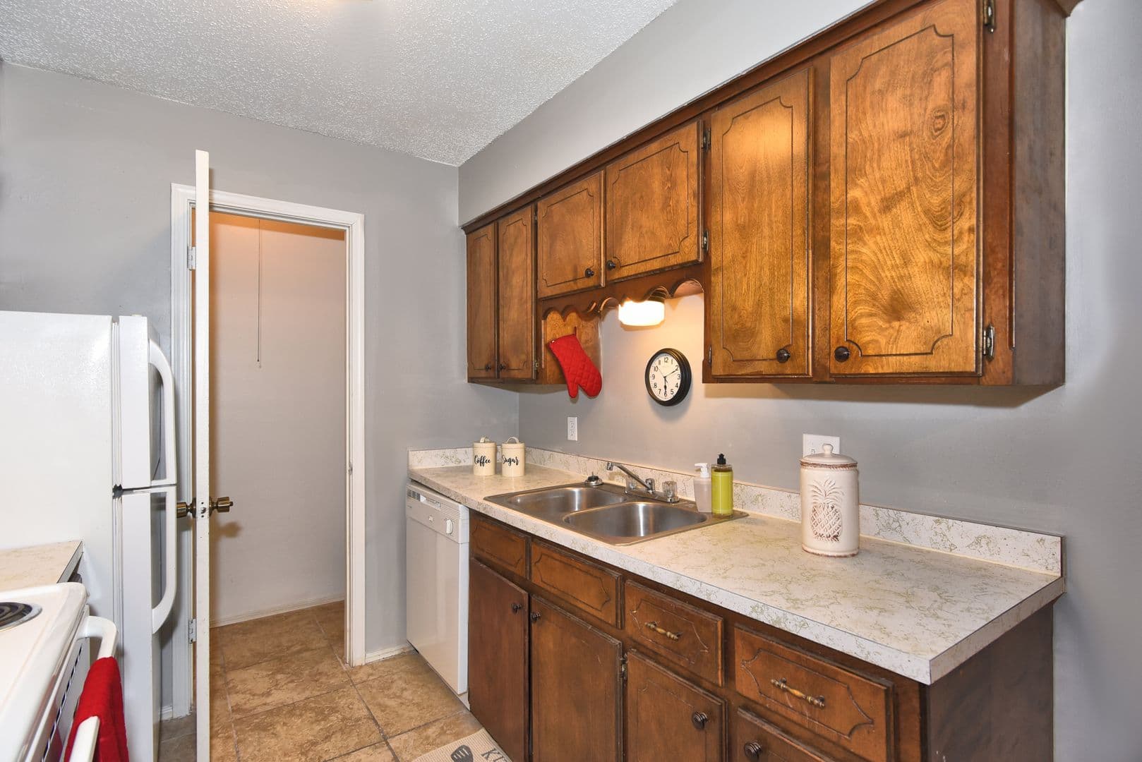 Muskogee Apartment: 103 N York Village Dr