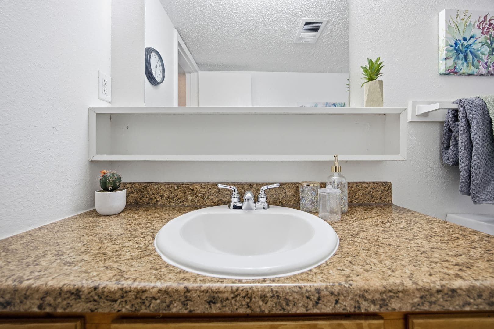 Muskogee Apartment: 3711 Club Estates Dr.
