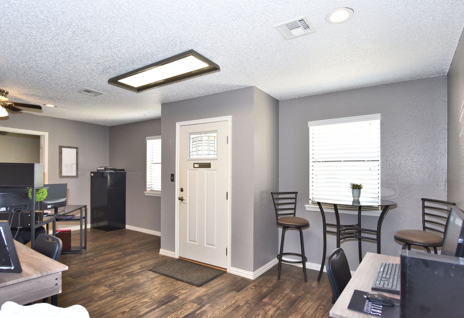 Muskogee Apartment: 200 N. Country Club Rd.