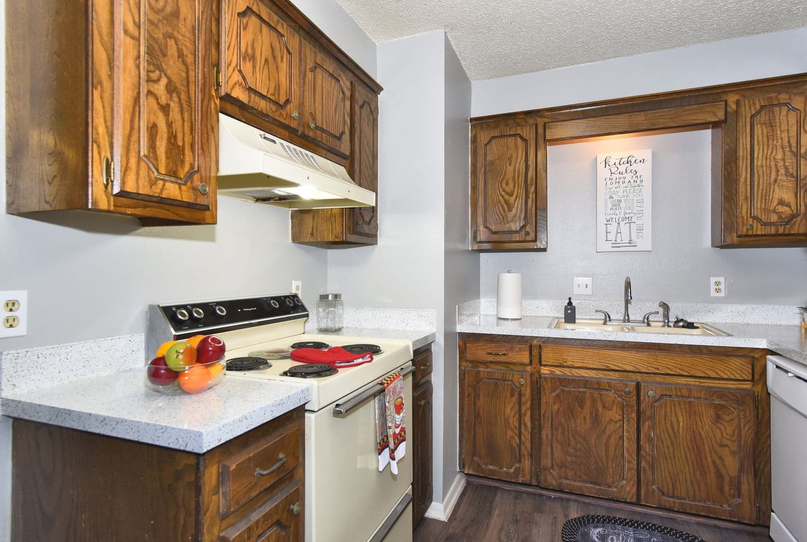 Muskogee Apartment: 3300 E Hancock St