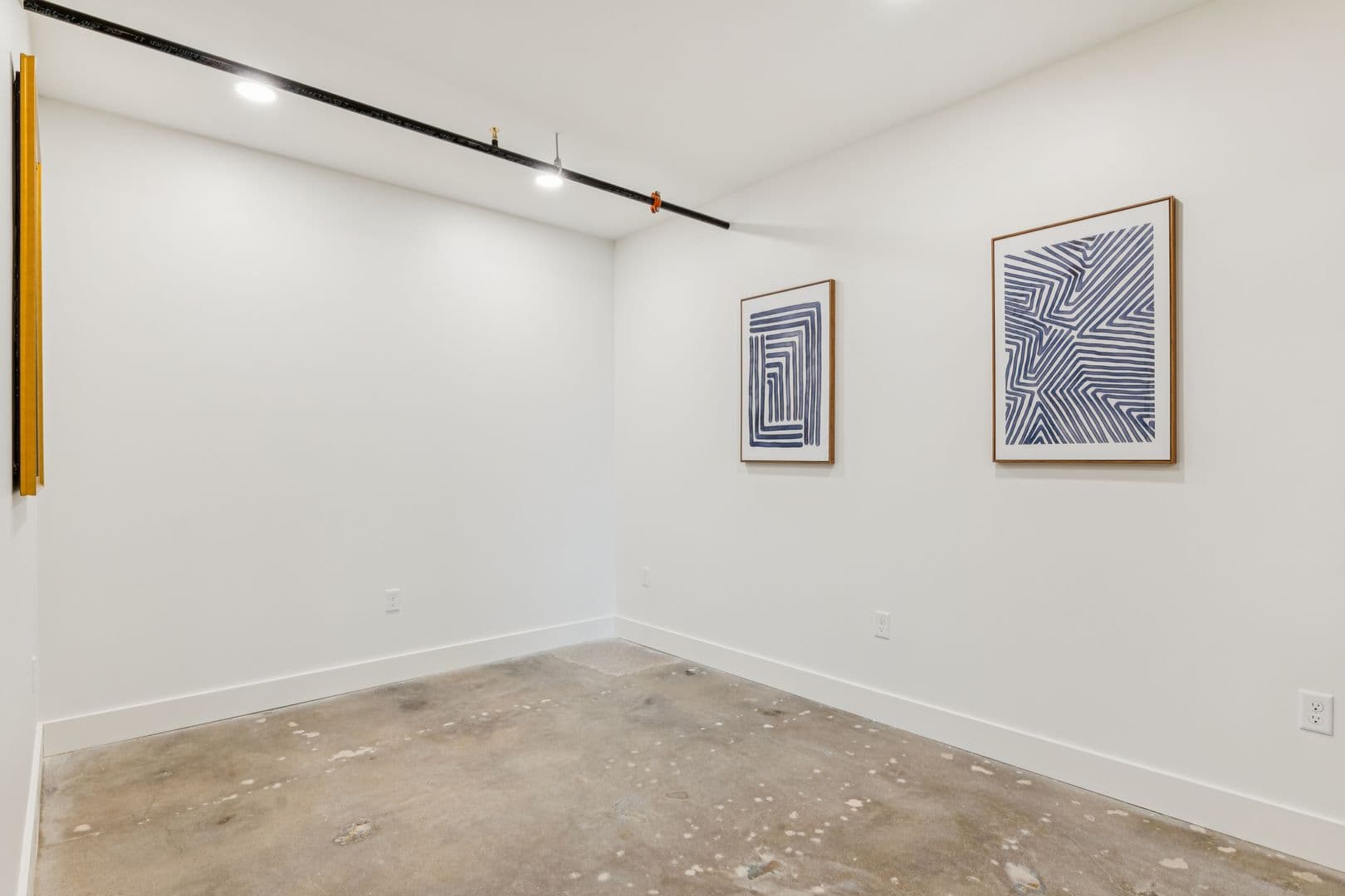 Tulsa Apartment: 406 S Boulder