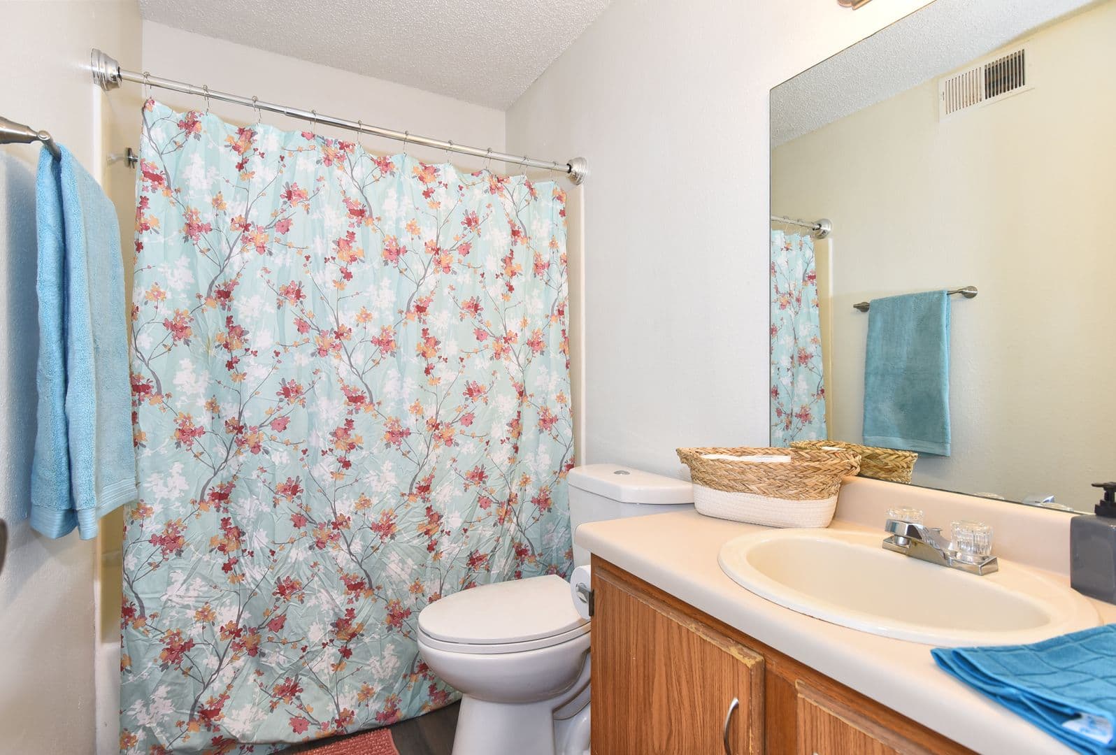 Muskogee Apartment: 3300 E Hancock St