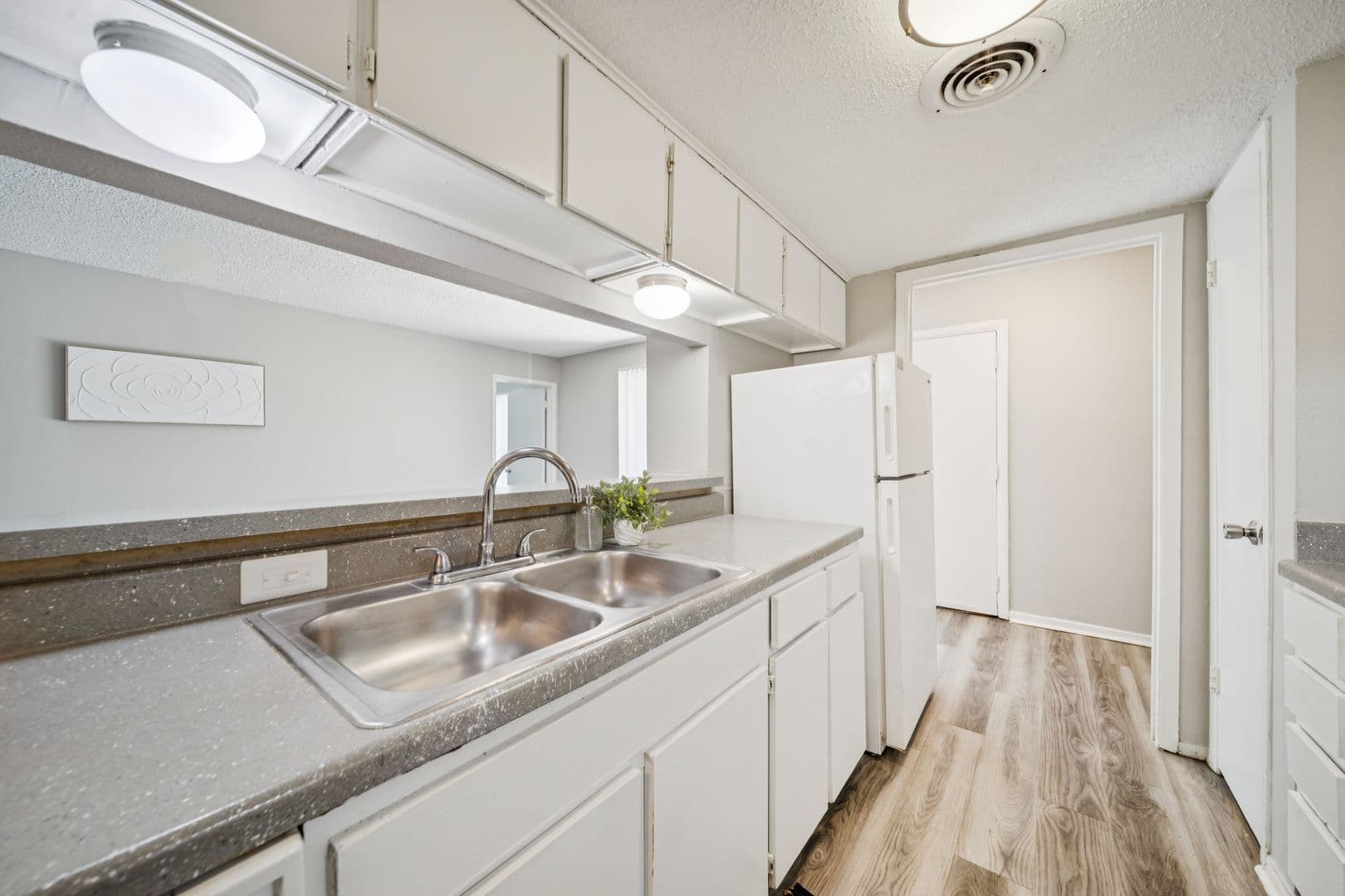 Tulsa Apartment: 4858 S 78th East Pl