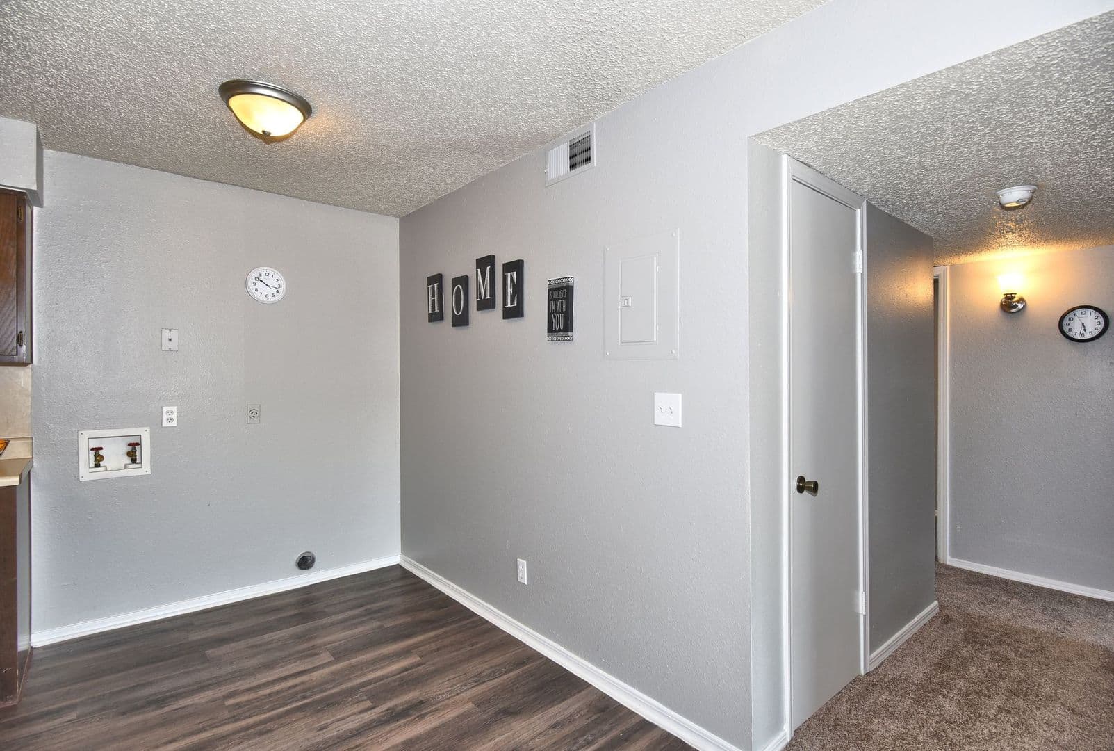 Muskogee Apartment: 200 N. Country Club Rd.