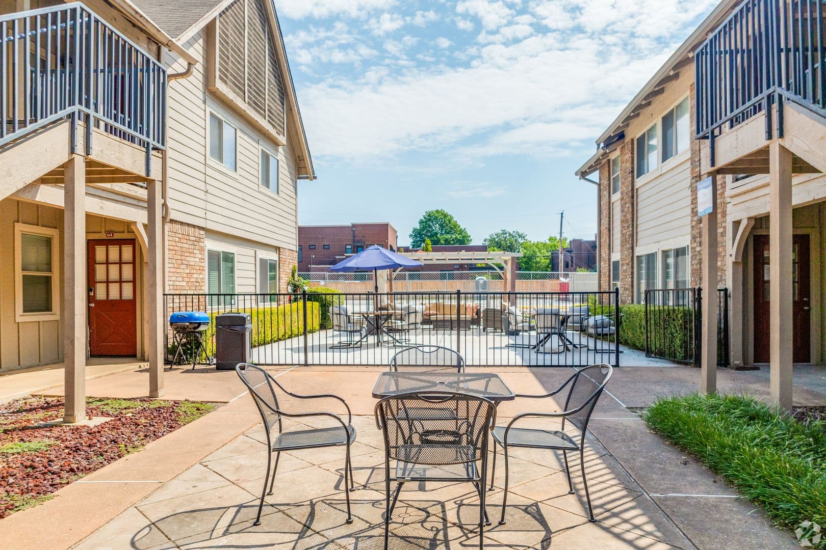 Tulsa Apartment: 1404 E 41st St