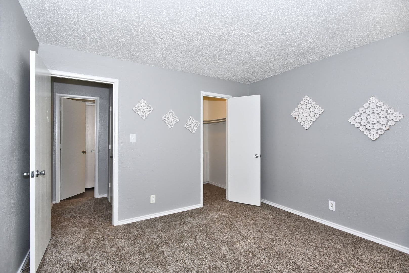 Tulsa Apartment: 4414 South Garnett Road