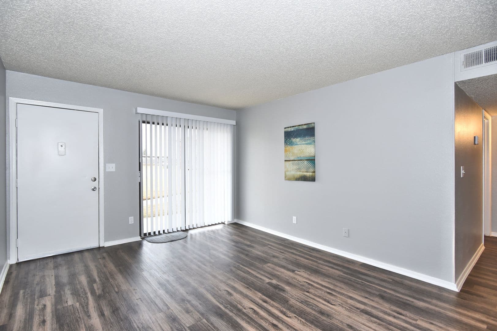Muskogee Apartment: 200 N. Country Club Rd.