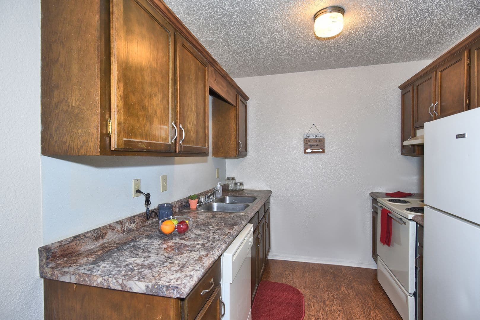 Muskogee Apartment: 827 S. York St
