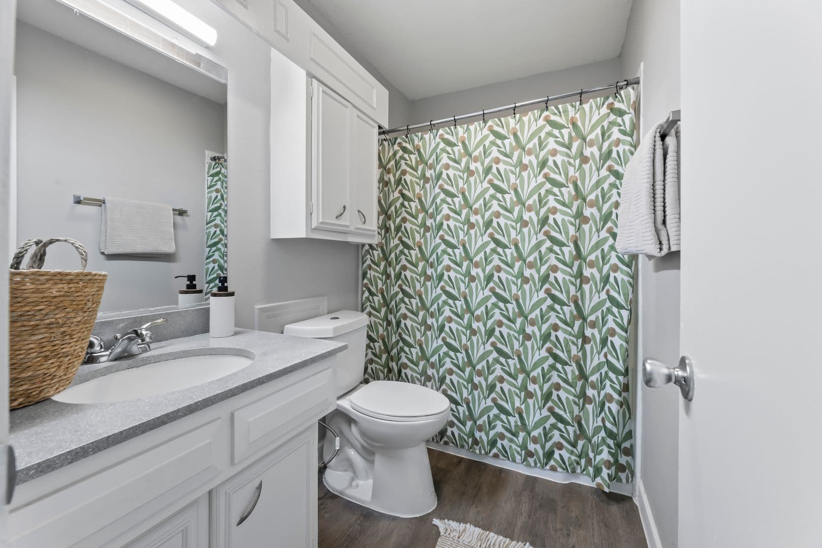 Tulsa Apartment: 1404 E 41st St