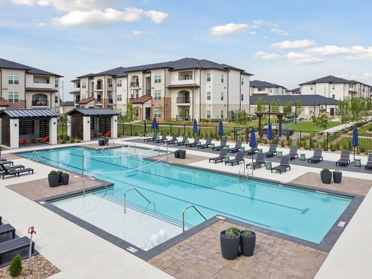 Owasso Apartment: 8360 E 86th ST N