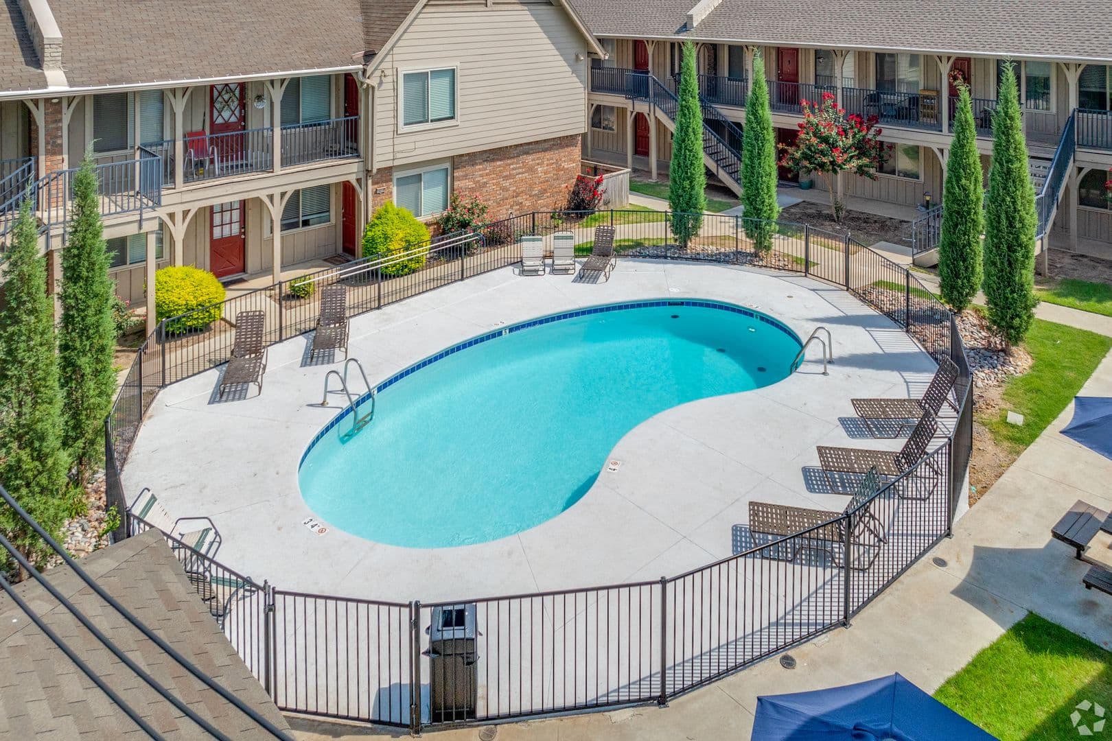 Tulsa Apartment: 1404 E 41st St
