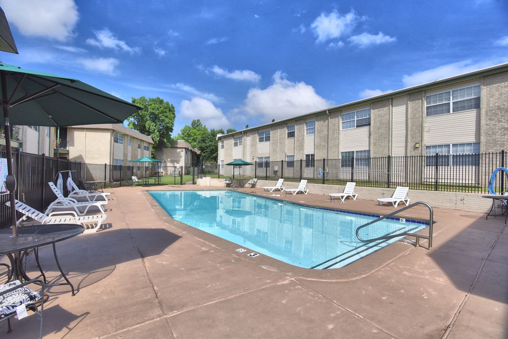 Tulsa Apartment: 8314 E 25th Pl