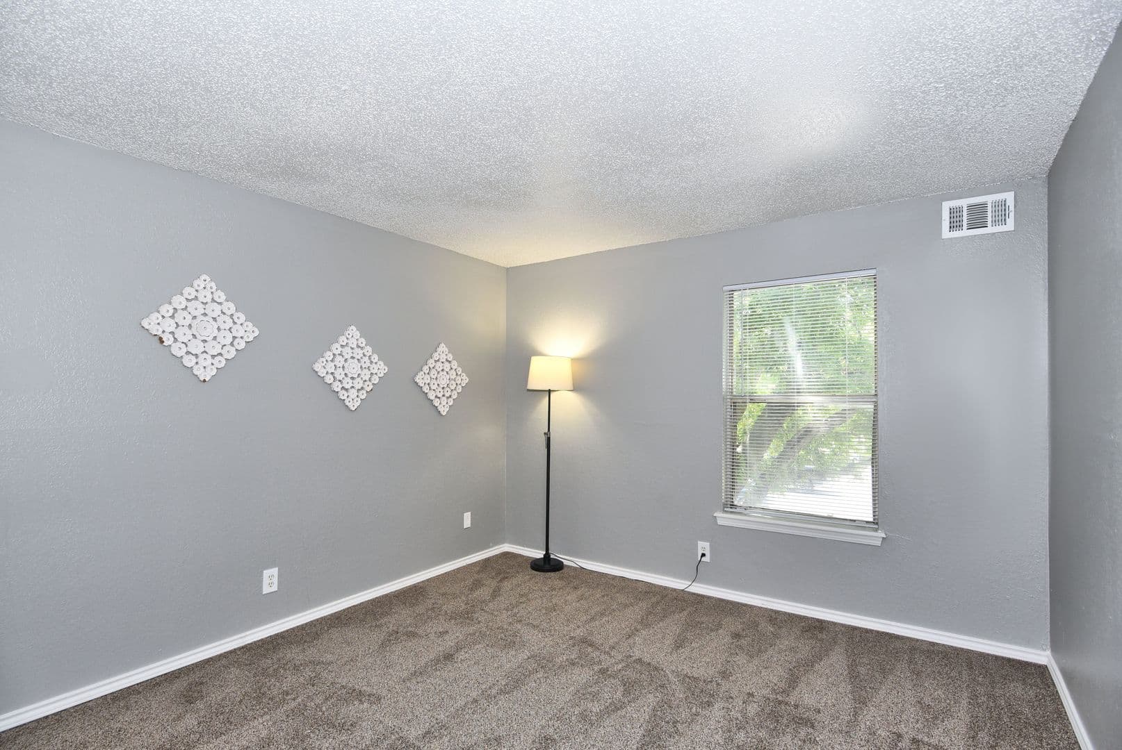 Tulsa Apartment: 4414 South Garnett Road