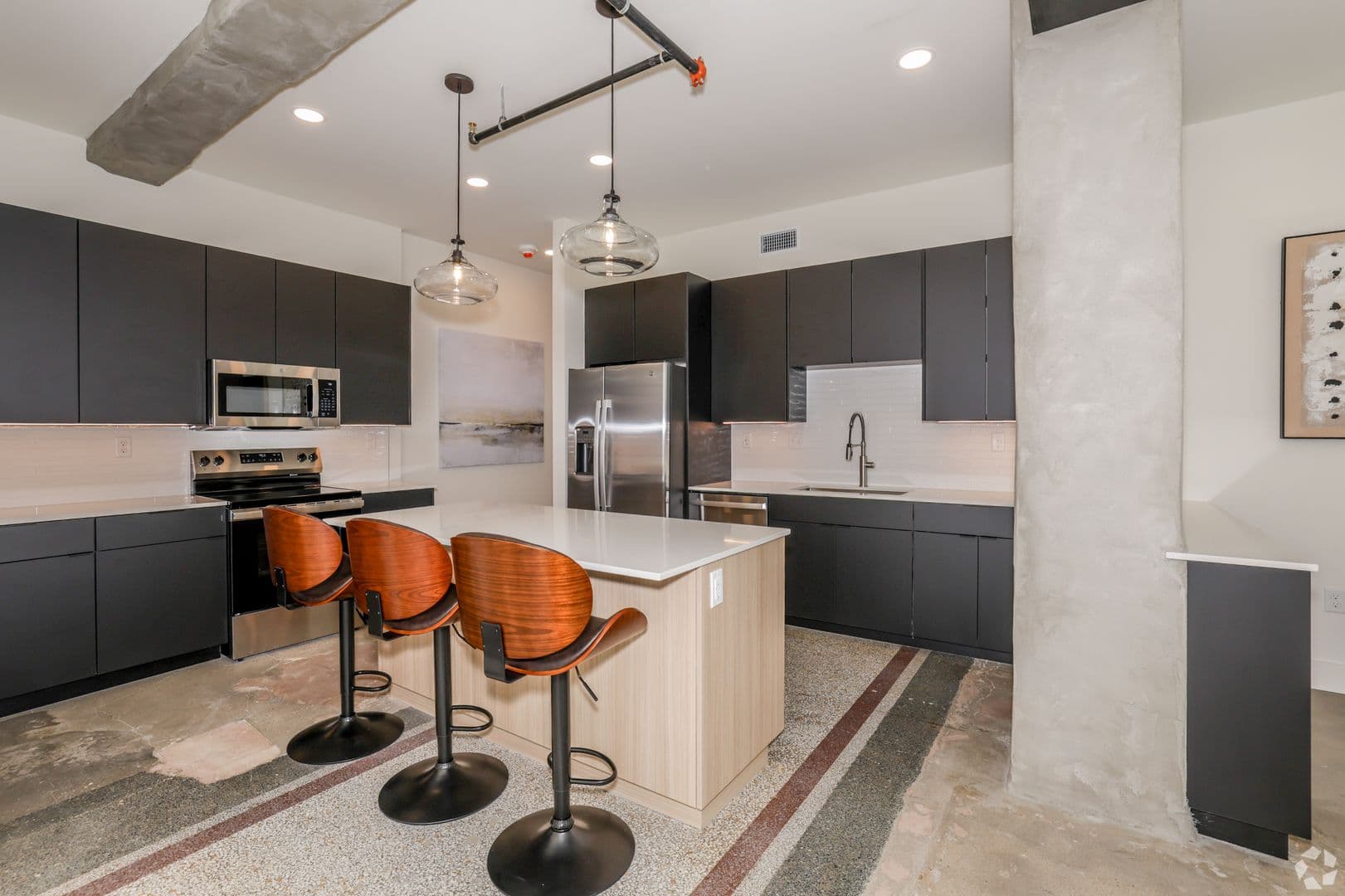 Tulsa Apartment: 406 S Boulder