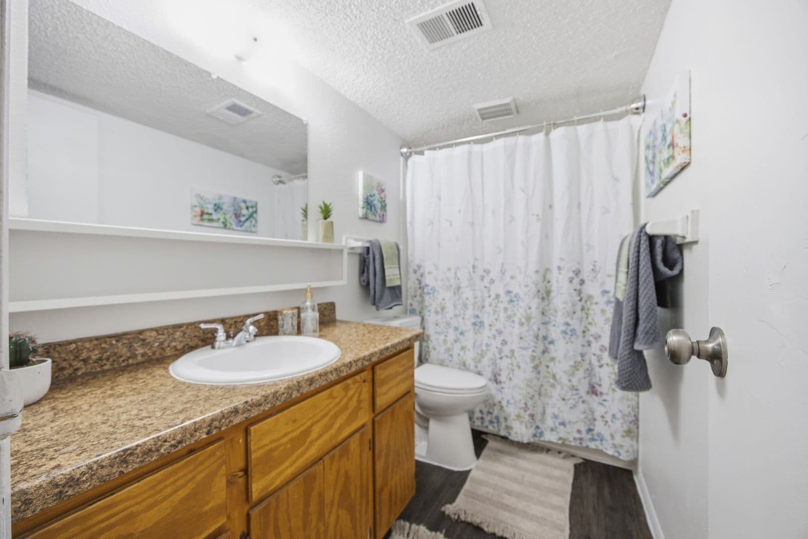 Muskogee Apartment: 3711 Club Estates Dr.