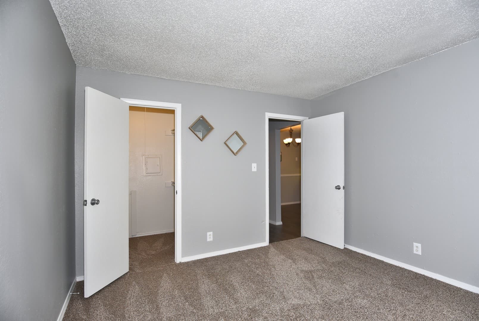 Tulsa Apartment: 4414 South Garnett Road