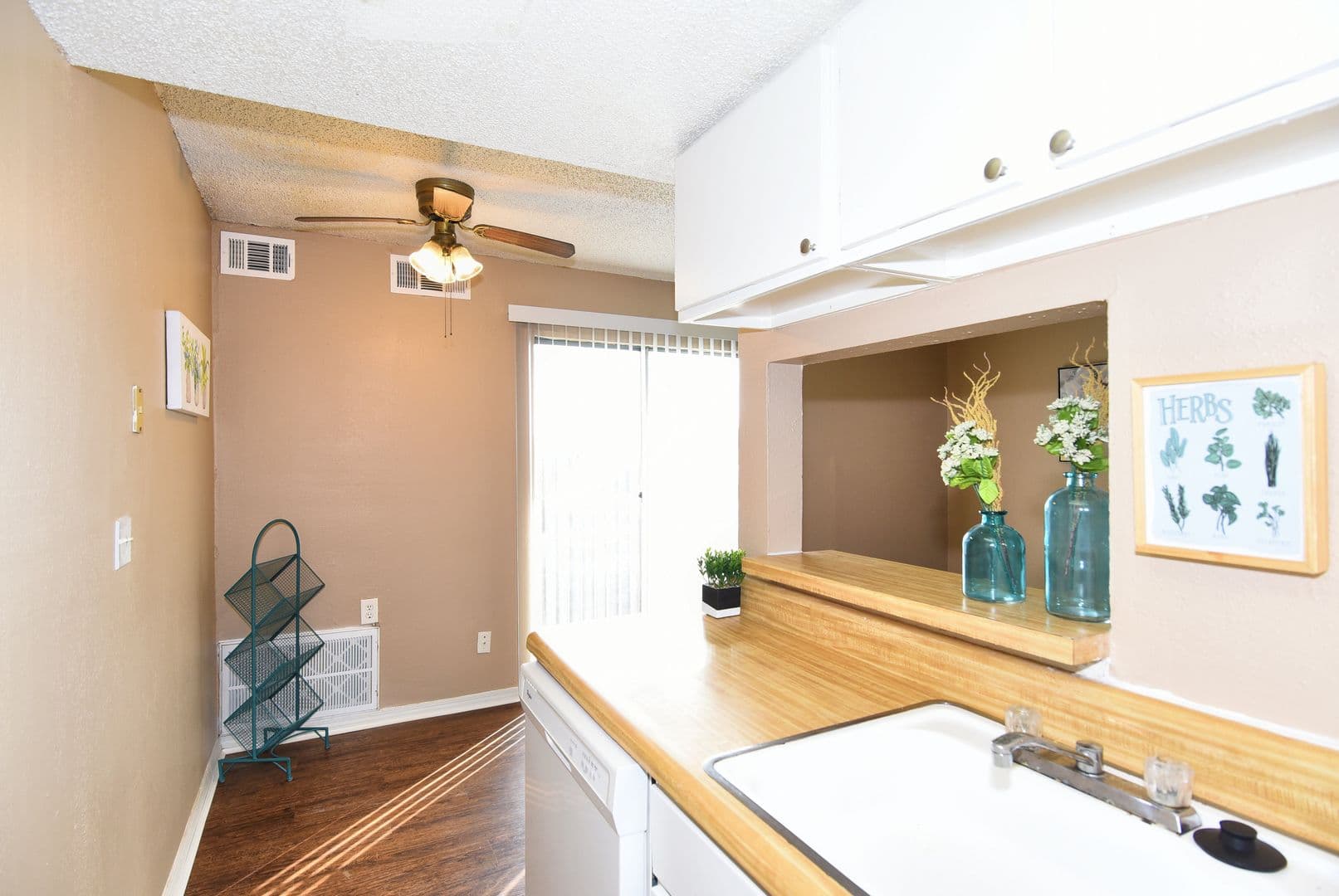 Tulsa Apartment: 4414 South Garnett Road